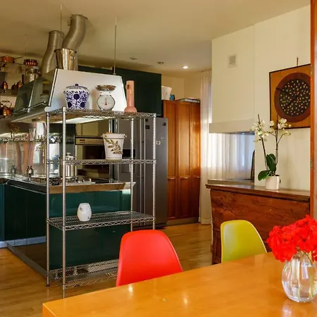 Delle Rose - Modern Design, Pool & Airco *