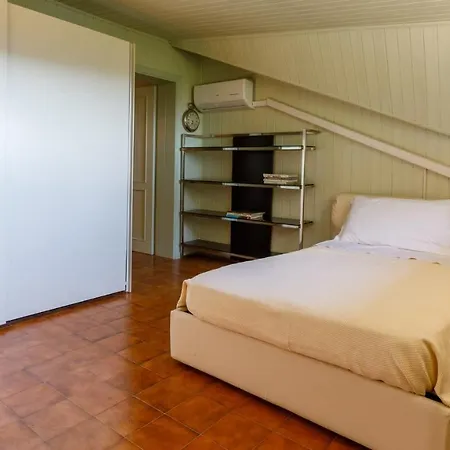 Villa Delle Rose - Modern Design, Pool & Airco *