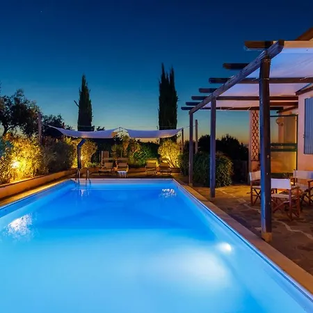 Delle Rose - Modern Design, Pool & Airco