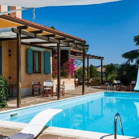 Villa Delle Rose - Modern Design, Pool&airco Colbordolo